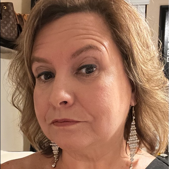 Meet your Posher, Joyce - Picture 13 of 16